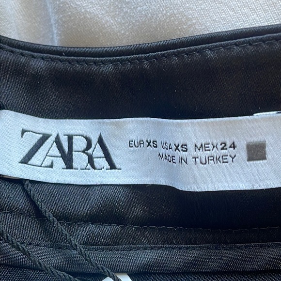 Zara Mini Flared Satin Pants - Picture 7 of 7